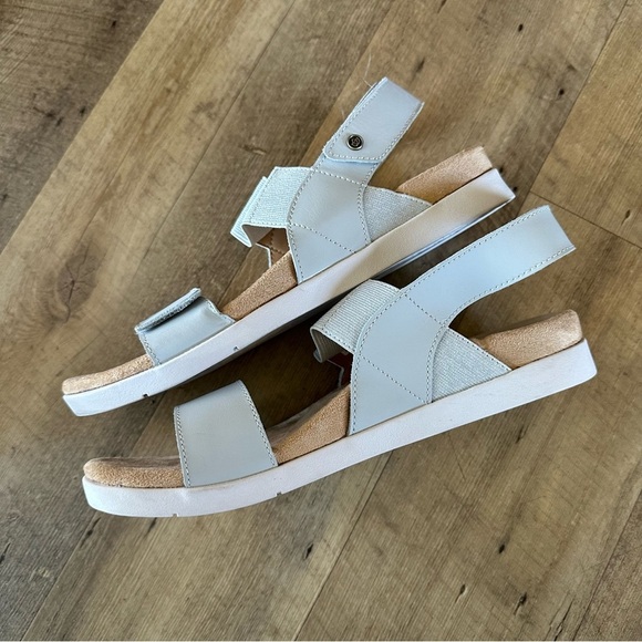 Spenco | Velcro Double Strap Sandals - Picture 10 of 10